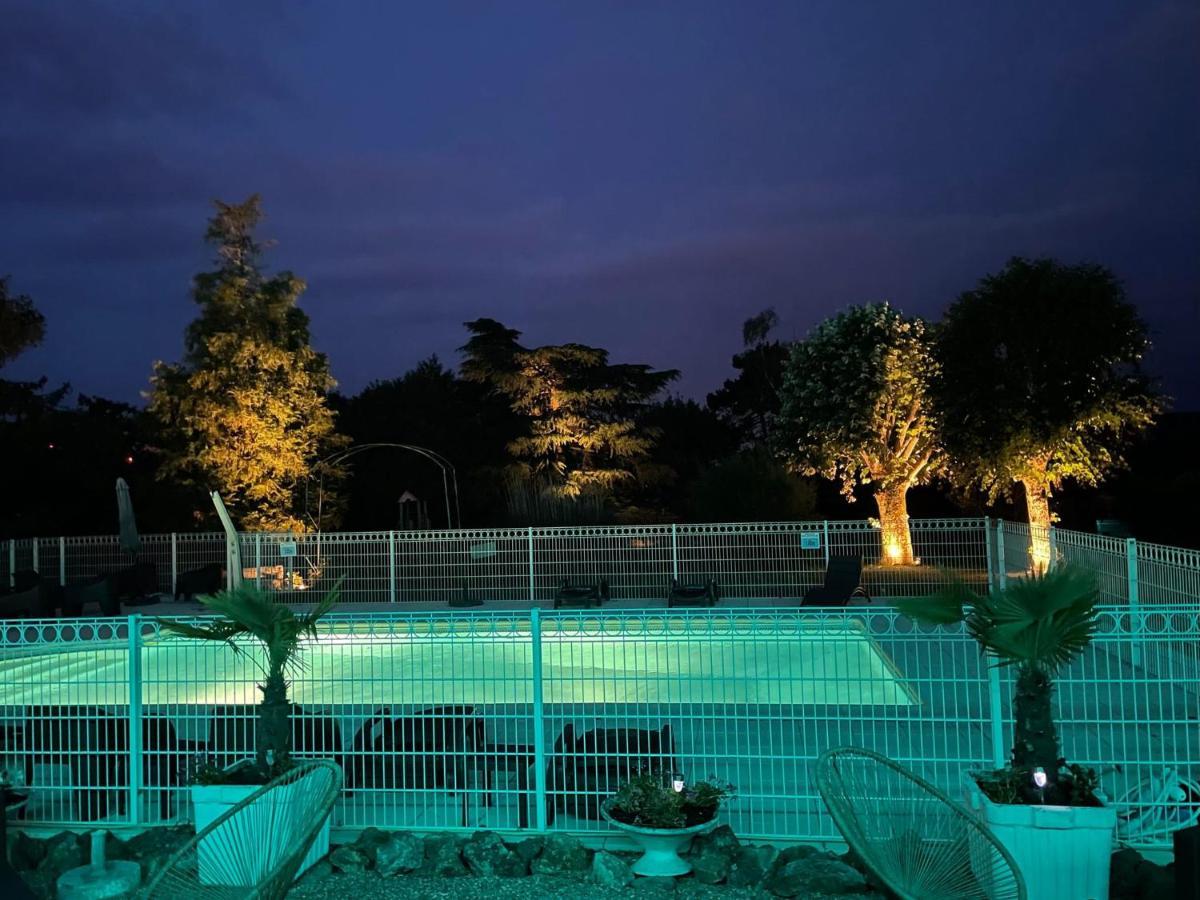 La Promenade Hotel Coings ภายนอก รูปภาพ
